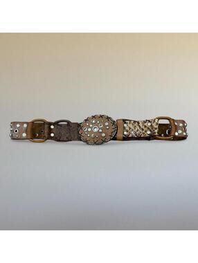 Leatherock leather belt with silver studs